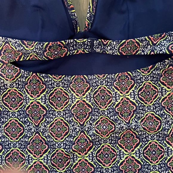 NWT TANKINI TOP - Picture 2 of 5